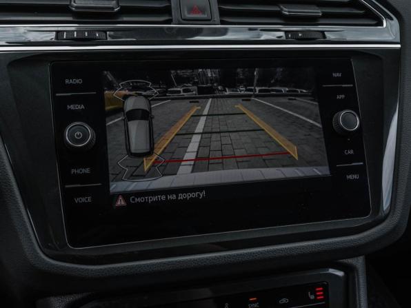 Volkswagen Tiguan II Рестайлинг с пробегом 2021 года, цена 3 099 000 рублей, 90364 км, внедорожник, Автокод Объявления