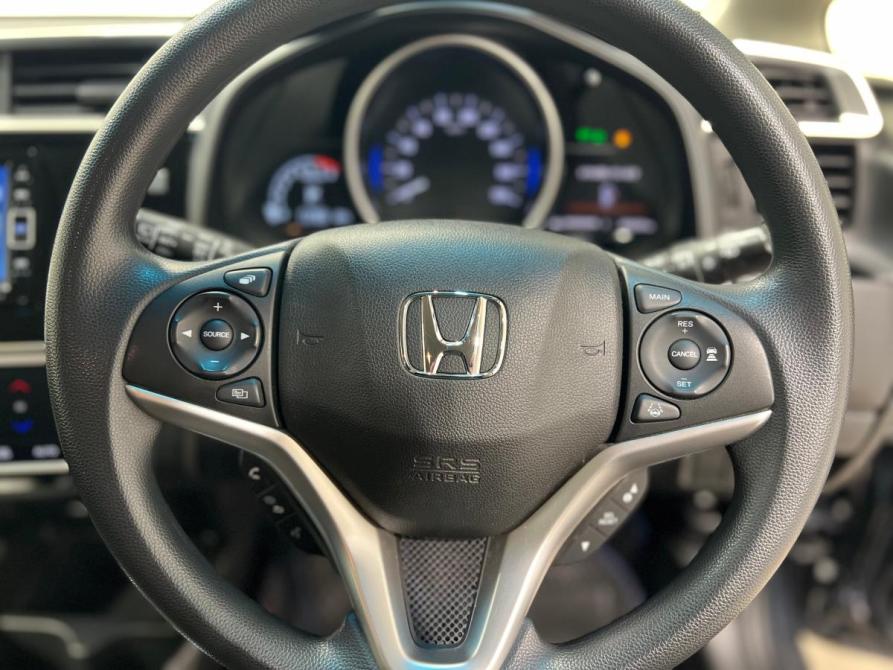 Honda Fit III Рестайлинг Кемерово  - изображение 10