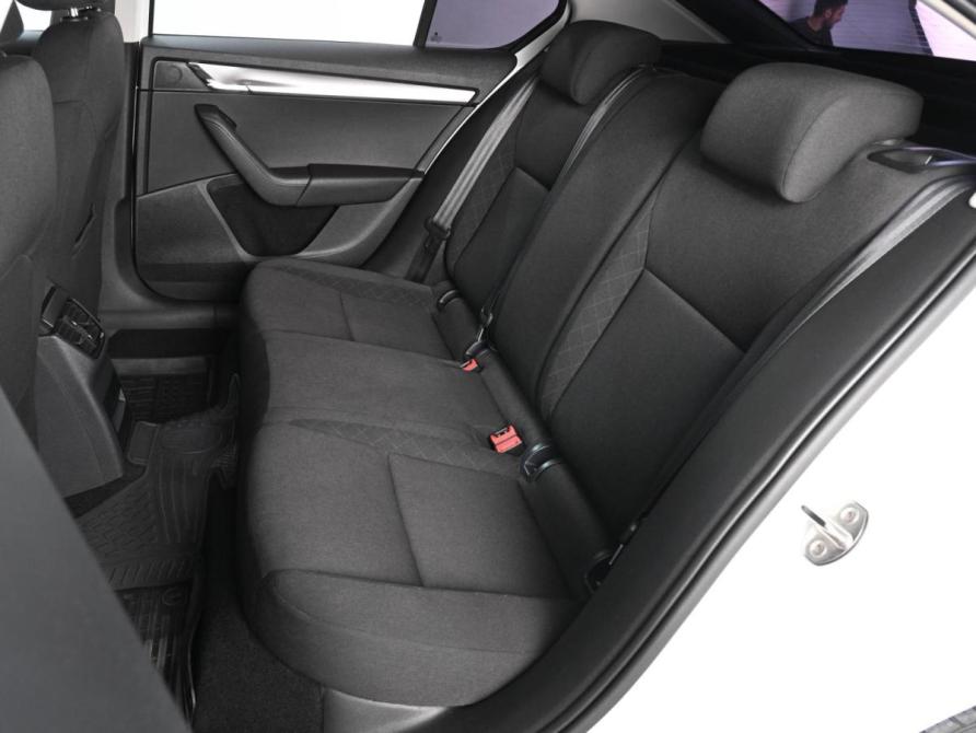 Skoda Octavia III (A7) Рестайлинг Ростов-на-Дону  - изображение 9
