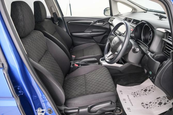 Honda Fit III с пробегом 2016 года, цена 999 000 рублей, 110212 км, хэтчбек, Автокод Объявления