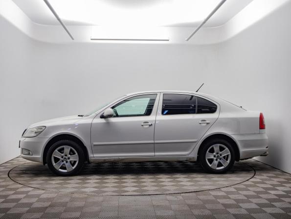 Skoda Octavia II (A5) Рестайлинг с пробегом 2013 года, цена 965 000 рублей, 253203 км, лифтбек, Автокод Объявления