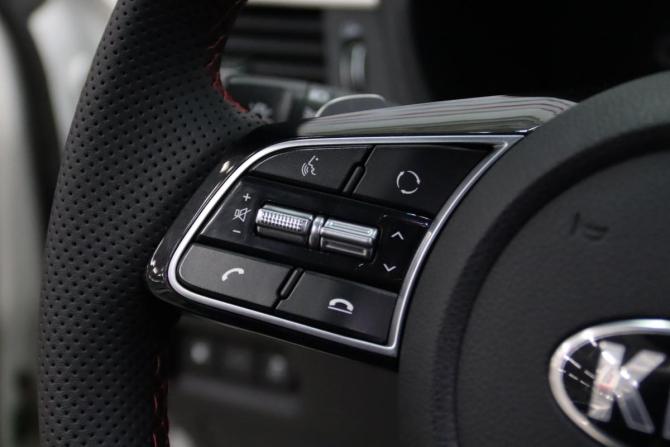 Kia Optima IV Рестайлинг с пробегом 2020 года, цена 1 695 950 рублей, 197064 км, седан, Автокод Объявления