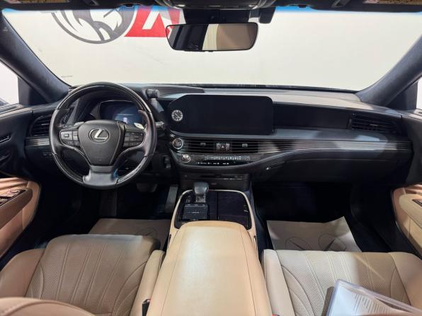 Lexus LS V Рестайлинг с пробегом 2021 года, цена 7 590 000 рублей, 17850 км, седан, Автокод Объявления