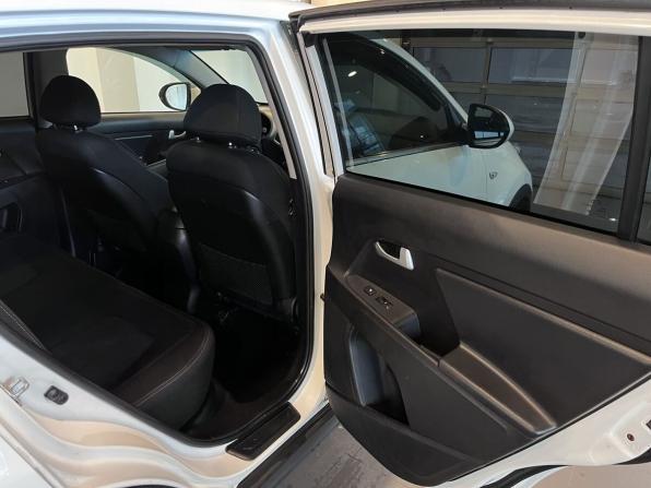 Kia Sportage III Рестайлинг с пробегом 2015 года, цена 936 000 рублей, 220292 км, внедорожник, Автокод Объявления