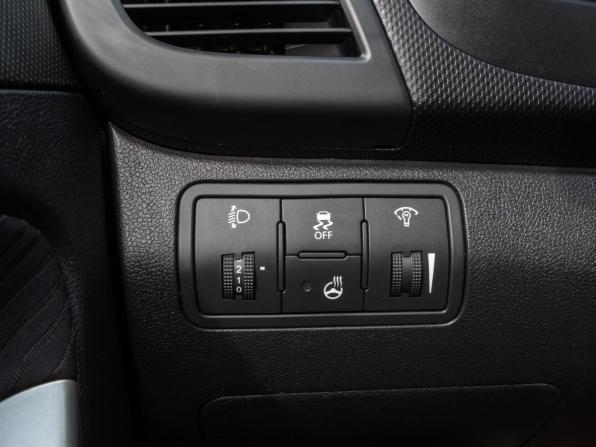 Hyundai Solaris I с пробегом 2013 года, цена 949 000 рублей, 184926 км, седан, Автокод Объявления