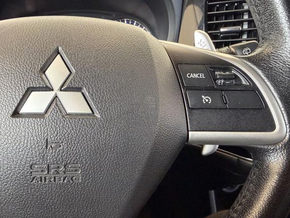 Mitsubishi Outlander III с пробегом 2012 года, цена 1 290 000 рублей, 210000 км, внедорожник, Автокод Объявления