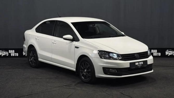 Volkswagen Polo V Рестайлинг с пробегом 2019 года, цена 1 240 000 рублей, 133136 км, седан, Автокод Объявления