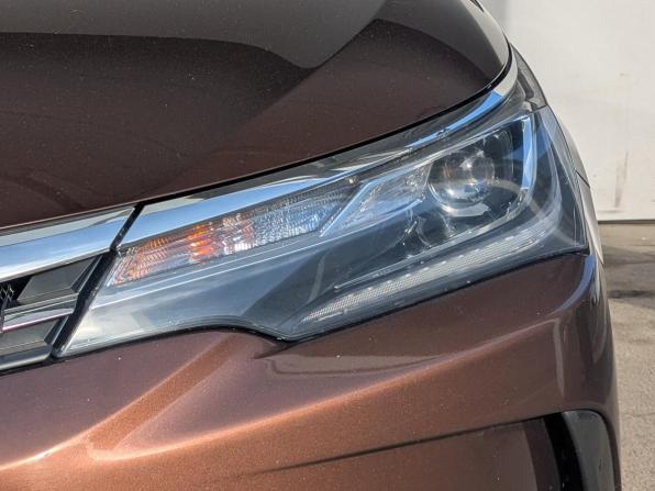 Toyota Corolla XI (E160 E170 E180) Рестайлинг 1 с пробегом 2018 года, цена 1 750 000 рублей, 107942 км, седан, Автокод Объявления