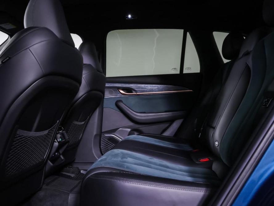 Geely Monjaro I Москва  - изображение 11