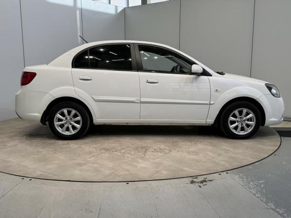 Kia Rio II Рестайлинг с пробегом 2011 года, цена 599 000 рублей, 218730 км, седан, Автокод Объявления