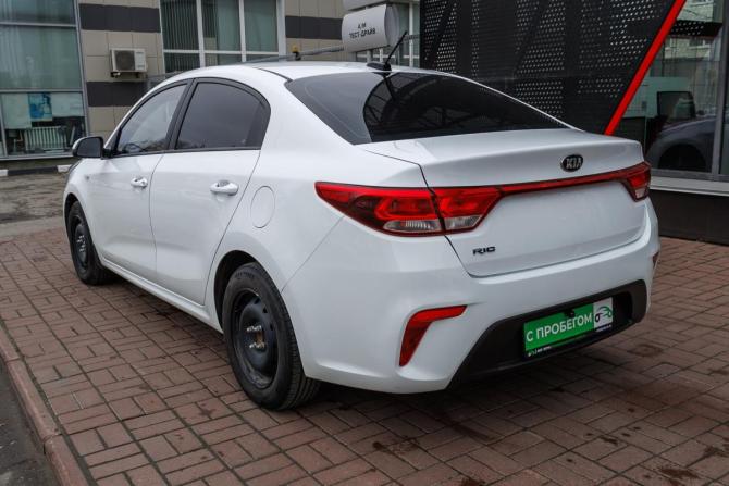Kia Rio IV с пробегом 2019 года, цена 1 138 000 рублей, 129924 км, седан, Автокод Объявления