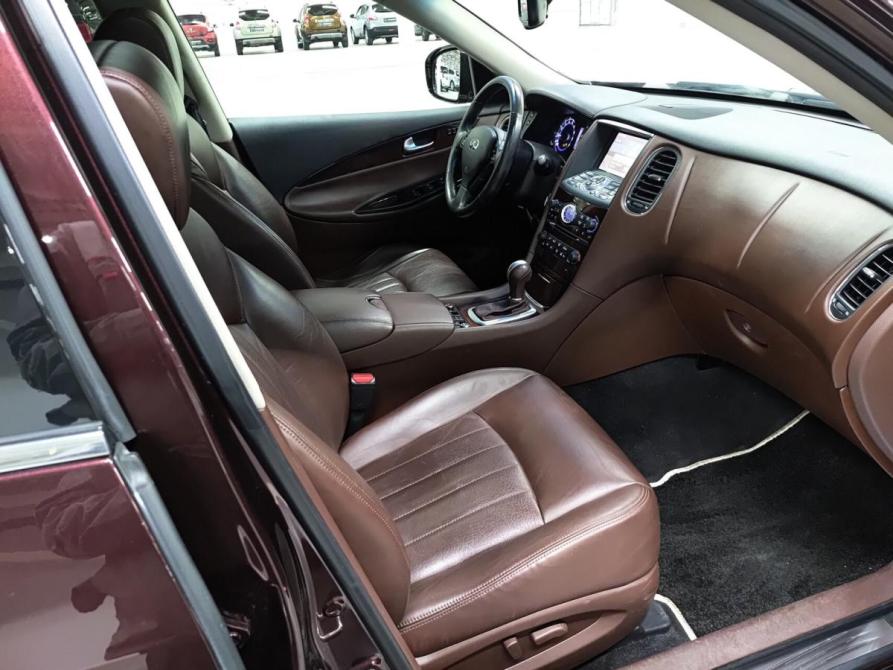 Infiniti QX50 I Казань  - изображение 13