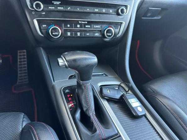 Kia Optima IV с пробегом 2017 года, цена 1 863 000 рублей, 130600 км, седан, Автокод Объявления