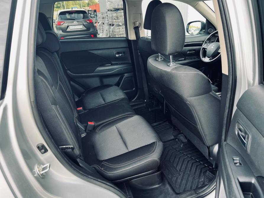 Mitsubishi Outlander III Рестайлинг 3 Санкт-Петербург  - изображение 9