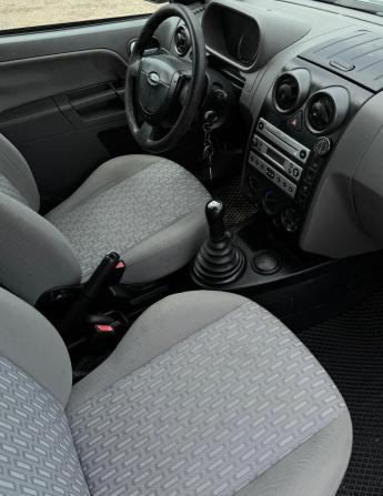 Ford Fusion I с пробегом 2005 года, цена 230 000 рублей, 324542 км, хэтчбек, Автокод Объявления