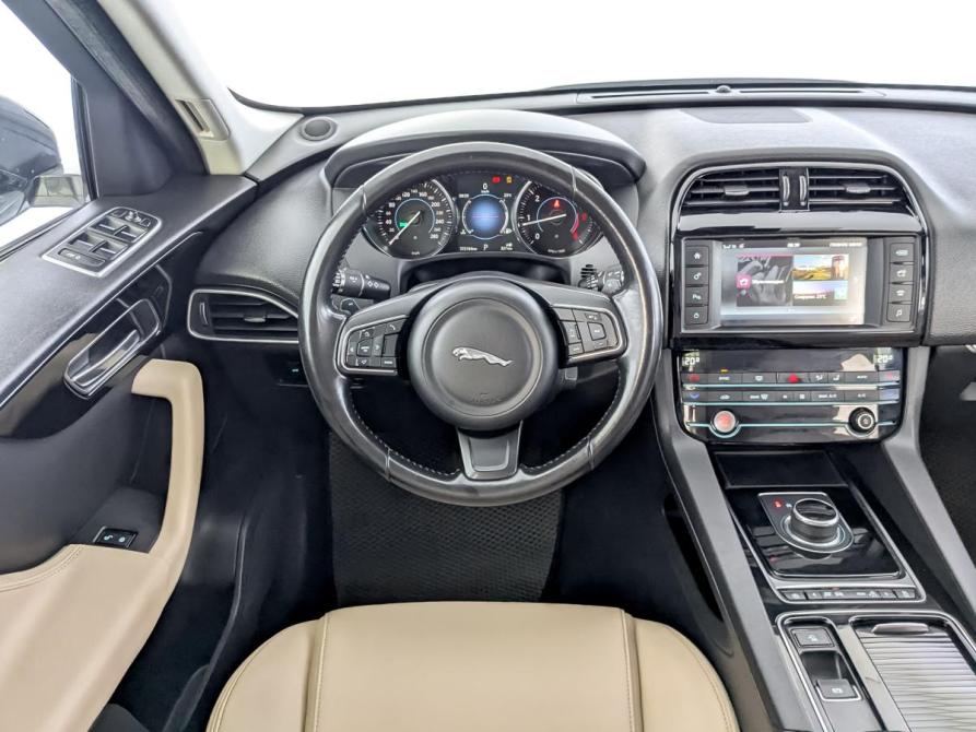 Jaguar F-Pace I Москва  - изображение 21