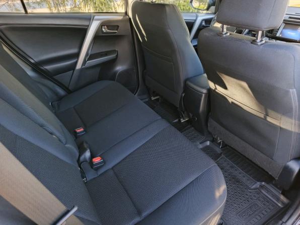 Toyota RAV4 IV (XA40) Рестайлинг с пробегом 2018 года, цена 2 490 000 рублей, 103380 км, внедорожник, Автокод Объявления