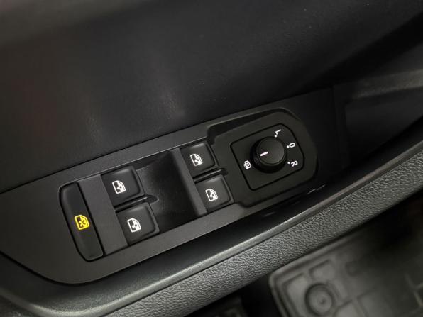 Skoda Karoq I с пробегом 2020 года, цена 2 470 000 рублей, 84541 км, внедорожник, Автокод Объявления