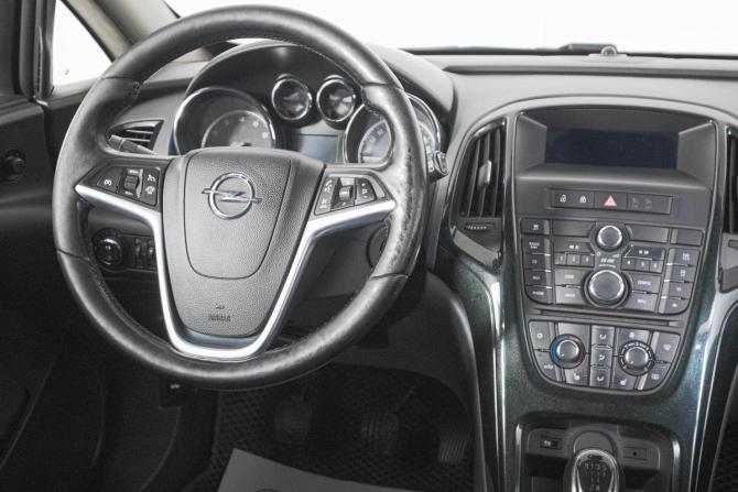Opel Astra J Рестайлинг с пробегом 2012 года, цена 729 000 рублей, 191000 км, хэтчбек, Автокод Объявления