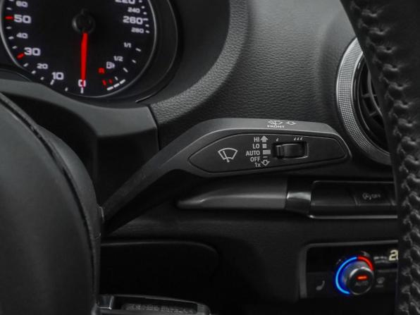 Audi A3 III (8V) Рестайлинг с пробегом 2019 года, цена 1 929 000 рублей, 109114 км, седан, Автокод Объявления