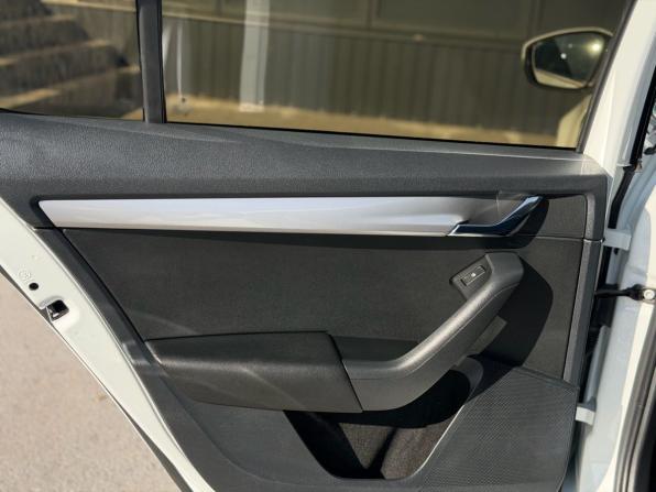 Skoda Octavia III (A7) Рестайлинг с пробегом 2019 года, цена 1 775 000 рублей, 103121 км, лифтбек, Автокод Объявления