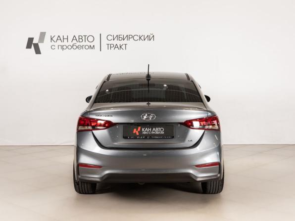 Hyundai Solaris II с пробегом 2017 года, цена 1 073 800 рублей, 180000 км, седан, Автокод Объявления