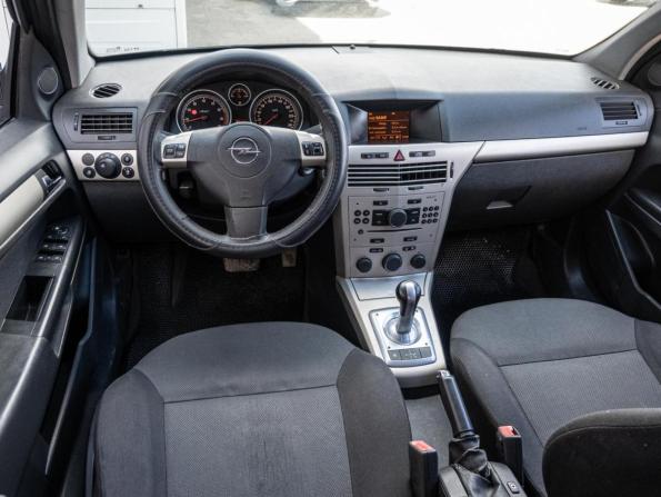 Opel Astra H Рестайлинг с пробегом 2007 года, цена 359 000 рублей, 257039 км, хэтчбек, Автокод Объявления
