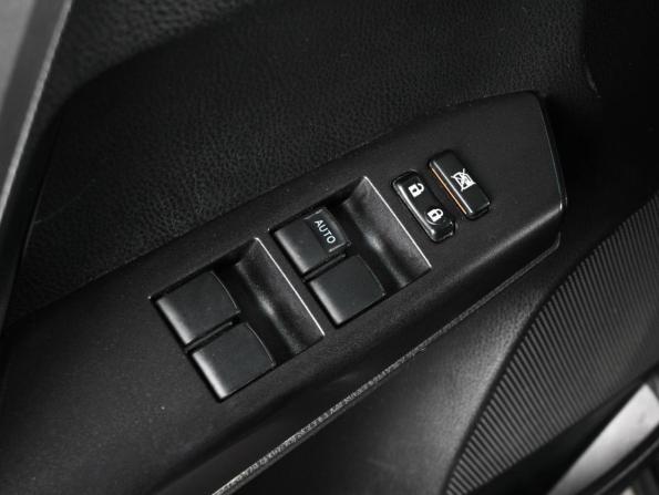 Toyota RAV4 IV (XA40) Рестайлинг с пробегом 2015 года, цена 2 569 000 рублей, 167984 км, внедорожник, Автокод Объявления