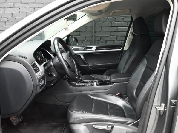 Volkswagen Touareg II Рестайлинг с пробегом 2015 года, цена 2 800 000 рублей, 83865 км, внедорожник, Автокод Объявления
