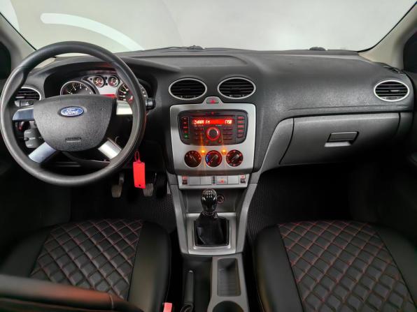 Ford Focus II Рестайлинг с пробегом 2010 года, цена 424 000 рублей, 350764 км, хэтчбек, Автокод Объявления