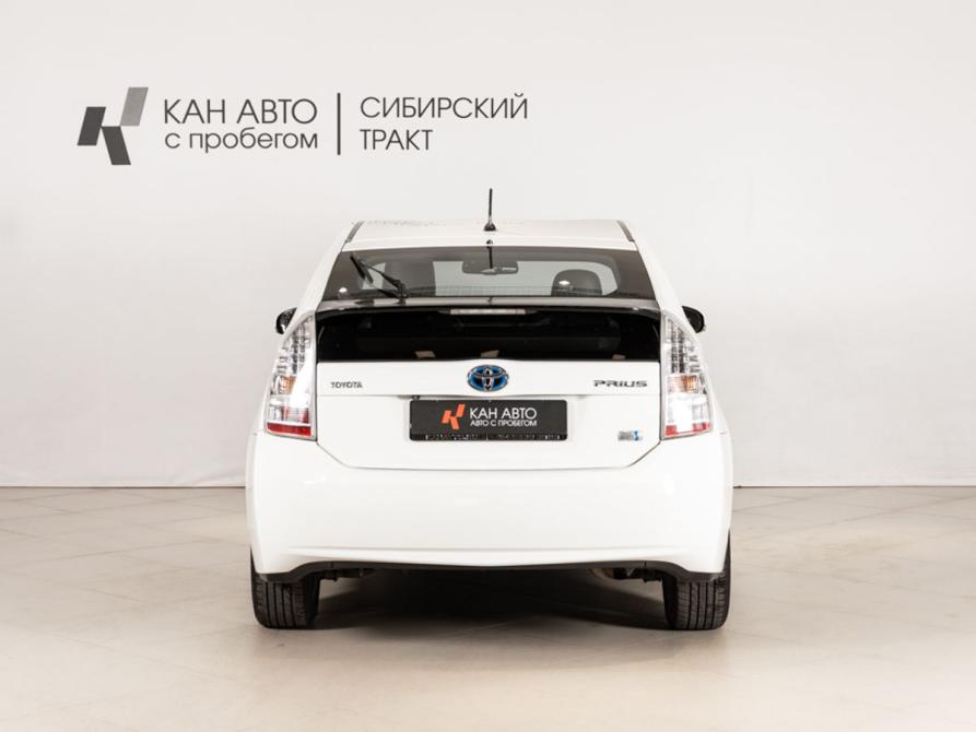 Toyota Prius III (XW30) Казань  - изображение 4