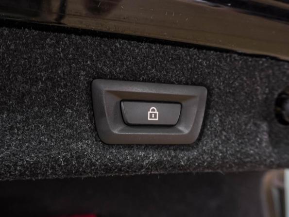 BMW 5 серии VII (G30/G31/G38) с пробегом 2019 года, цена 3 399 000 рублей, 132524 км, седан, Автокод Объявления