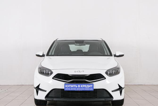 Kia Ceed III Рестайлинг с пробегом 2022 года, цена 2 249 000 рублей, 43100 км, хэтчбек, Автокод Объявления