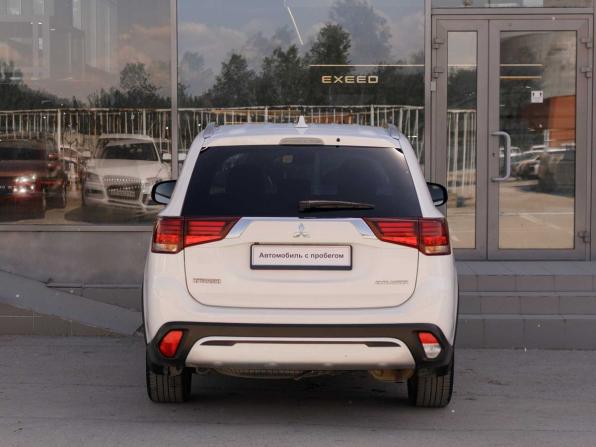 Mitsubishi Outlander III Рестайлинг 3 с пробегом 2020 года, цена 2 430 000 рублей, 99433 км, внедорожник, Автокод Объявления