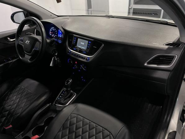 Hyundai Solaris II с пробегом 2019 года, цена 1 150 000 рублей, 140699 км, седан, Автокод Объявления