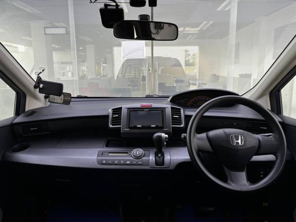 Honda Freed I с пробегом 2010 года, цена 1 150 000 рублей, 165000 км, компактвэн, Автокод Объявления
