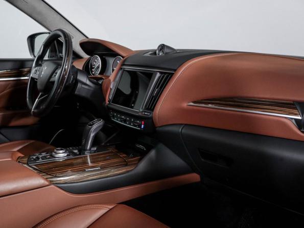 Maserati Levante I Рестайлинг с пробегом 2021 года, цена 8 000 000 рублей, 29715 км, внедорожник, Автокод Объявления