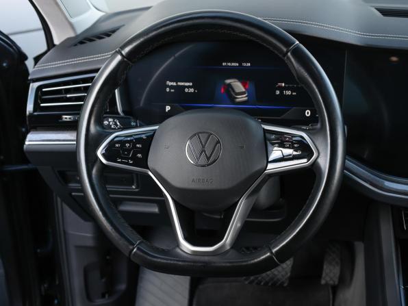 Volkswagen Touareg III с пробегом 2021 года, цена 7 398 000 рублей, 36100 км, внедорожник, Автокод Объявления