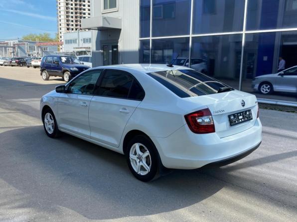 Skoda Rapid I Рестайлинг с пробегом 2018 года, цена 1 079 000 рублей, 155264 км, лифтбек, Автокод Объявления
