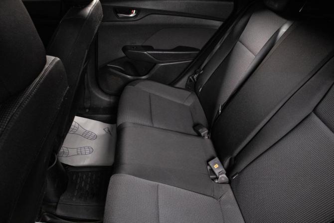 Hyundai Solaris II с пробегом 2017 года, цена 1 469 000 рублей, 82800 км, седан, Автокод Объявления