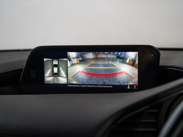 Mazda 3 IV (BP) с пробегом 2019 года, цена 1 500 000 рублей, 71070 км, хэтчбек, Автокод Объявления
