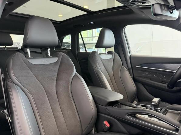 Geely Monjaro I с пробегом 2024 года, цена 3 670 000 рублей, 30000 км, внедорожник, Автокод Объявления