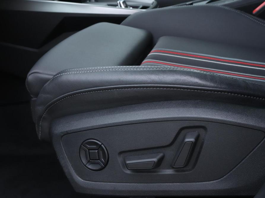 Audi A3 IV (8Y) Москва  - изображение 23