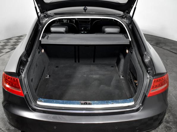 Audi A5 I (8T) с пробегом 2009 года, цена 1 090 000 рублей, 170000 км, лифтбек, Автокод Объявления