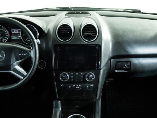 Mercedes-Benz M-Класс II (W164) Рестайлинг с пробегом 2010 года, цена 1 299 585 рублей, 252230 км, внедорожник, Автокод Объявления