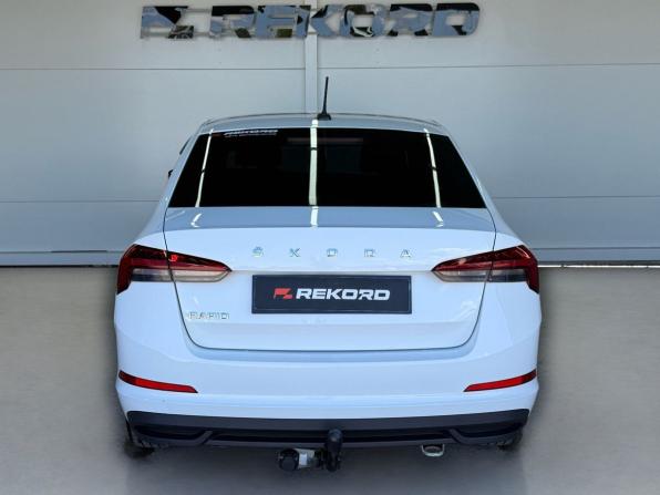 Skoda Rapid II с пробегом 2020 года, цена 1 349 000 рублей, 74000 км, лифтбек, Автокод Объявления