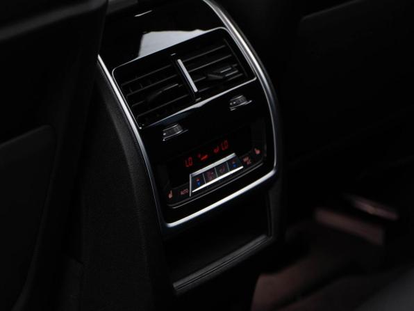 BMW X6 III (G06) Рестайлинг с пробегом 2023 года, цена 12 154 434 рубля, 20290 км, внедорожник, Автокод Объявления