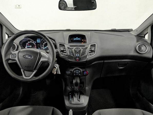 Ford Fiesta Mk6 Рестайлинг с пробегом 2015 года, цена 845 000 рублей, 76119 км, седан, Автокод Объявления