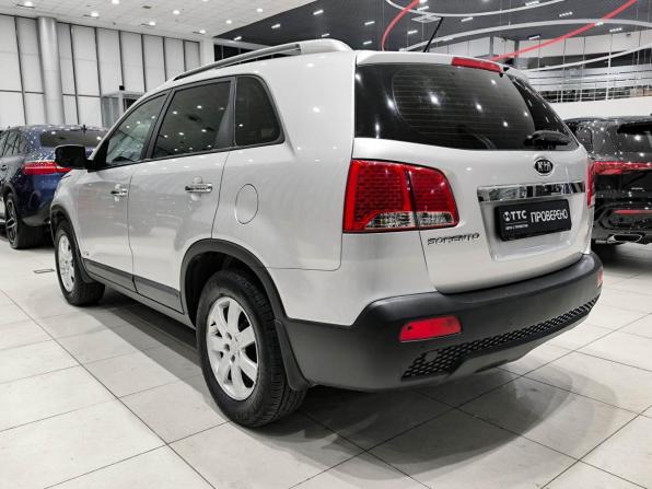 Kia Sorento II с пробегом 2012 года, цена 1 590 000 рублей, 174950 км, внедорожник, Автокод Объявления