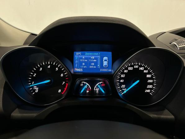 Ford Kuga II с пробегом 2015 года, цена 1 049 000 рублей, 244680 км, внедорожник, Автокод Объявления